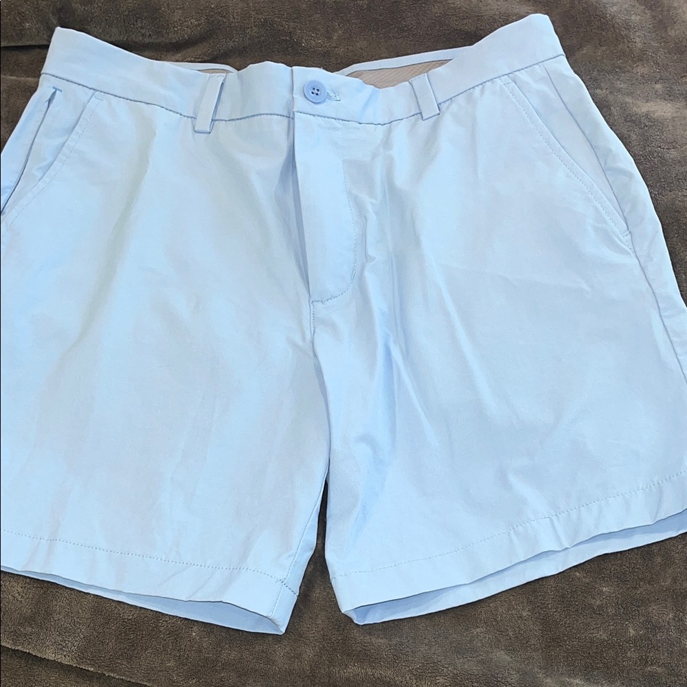 Vineyard Vines Blue Men's Shorts, size 31